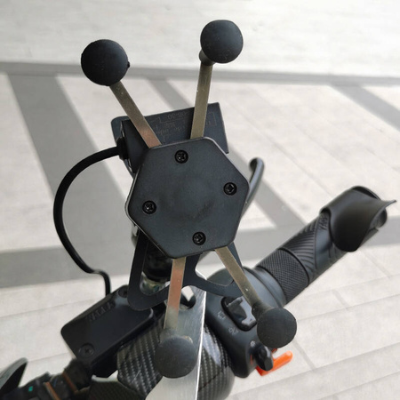 FreedConn uchwyt na telefon z ładowarką USB MC7CL+BM2R