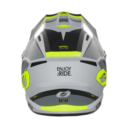 O’NEAL 1SRS Stream – Kask crossowy, idealny także na hulajnogę